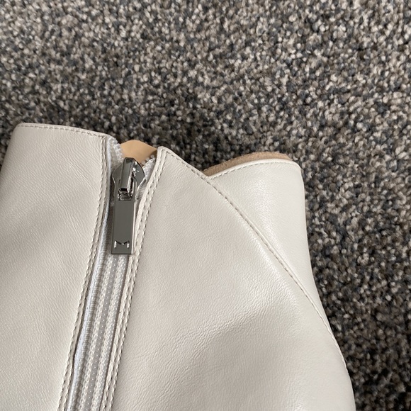 Marc Fisher Urmi Booties - Picture 4 of 11